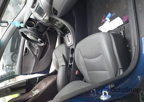 2013 Hyundai Elantra Limited from USA, damaged, VIN KMHDH4AE8DU618060